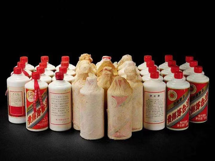 依兰日照岚山回收酒价格哪里回收(附近上门回收茅台酒）?